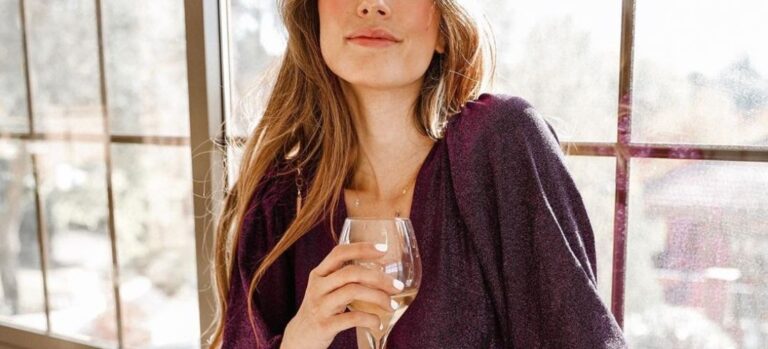 influencer copa de vino nochevieja