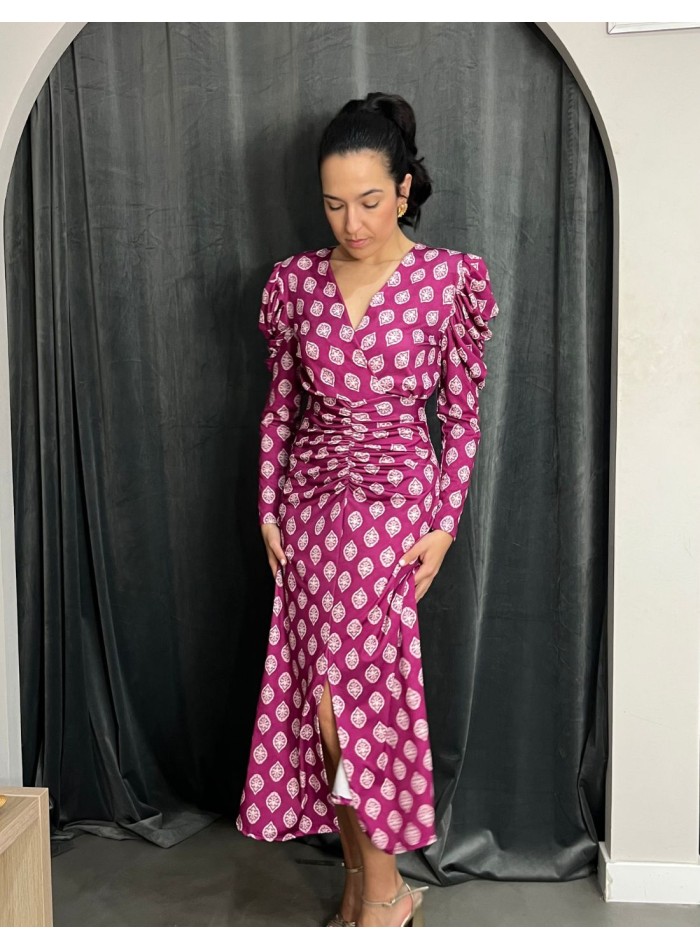 vestido de invitada midi con escote en pico y estampado laurenlynn